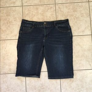 Karen T denim Bermuda Shorts